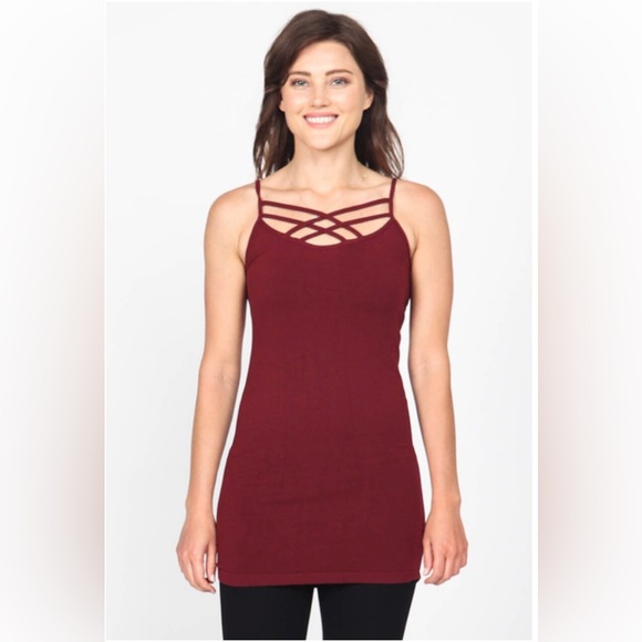 M-Rena crossover spaghetti strap top - Picture 3 of 7